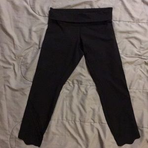 Lululemon Black Capri Leggings